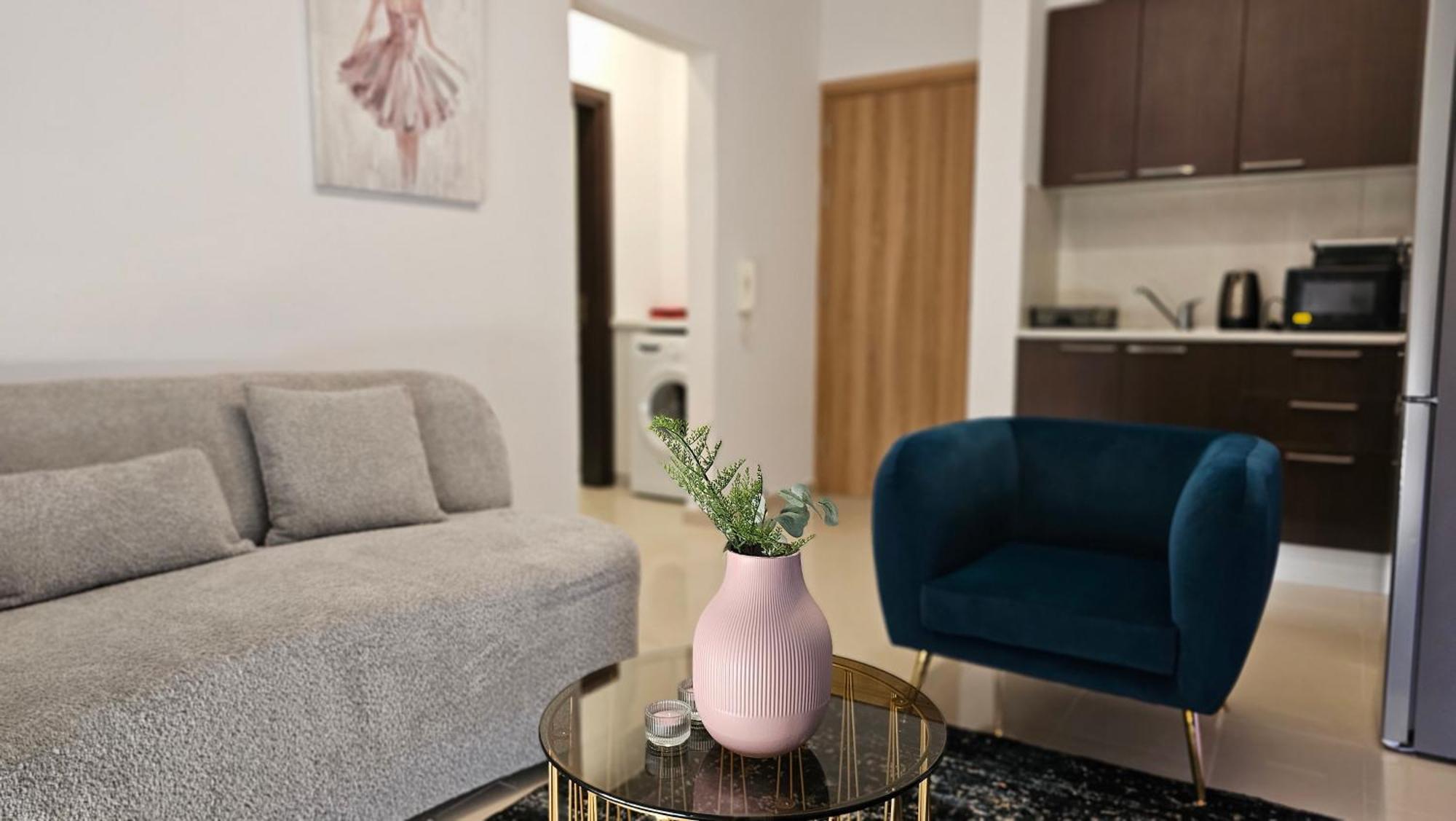 Stay Cosmo City Suites Lefkoşa Dış mekan fotoğraf