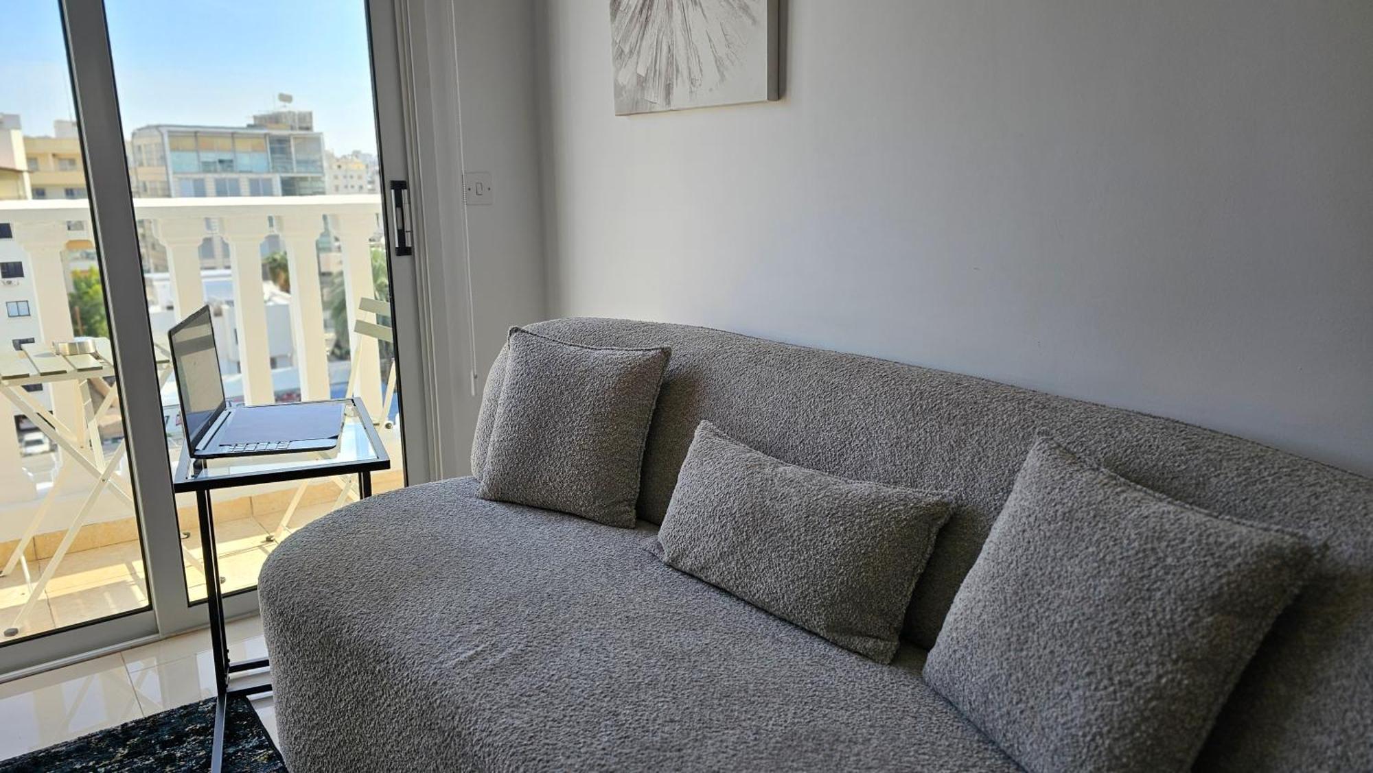 Stay Cosmo City Suites Lefkoşa Dış mekan fotoğraf